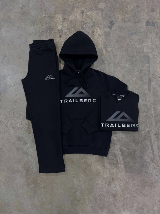 Black Tracksuit 16