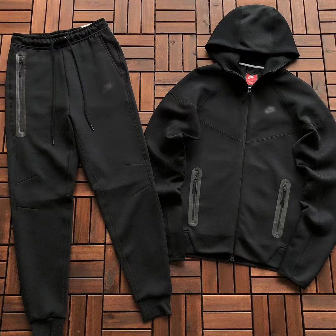 black fleece jacket 2
